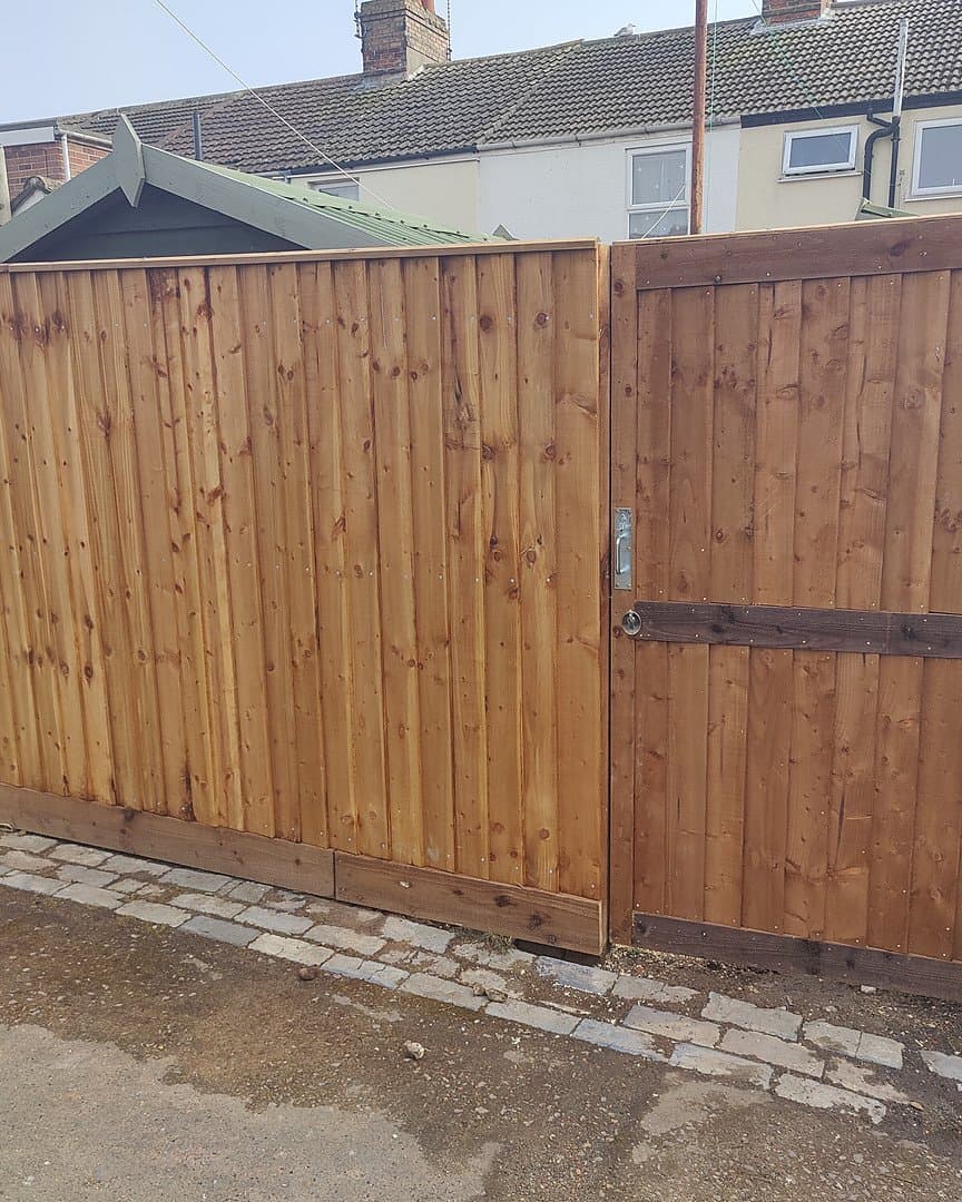 Timber Close-Board Double Gate